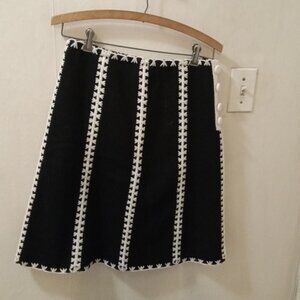 Etcetera Sz 2 black cream Wool Skirt - crochet buttons on side - adorable
